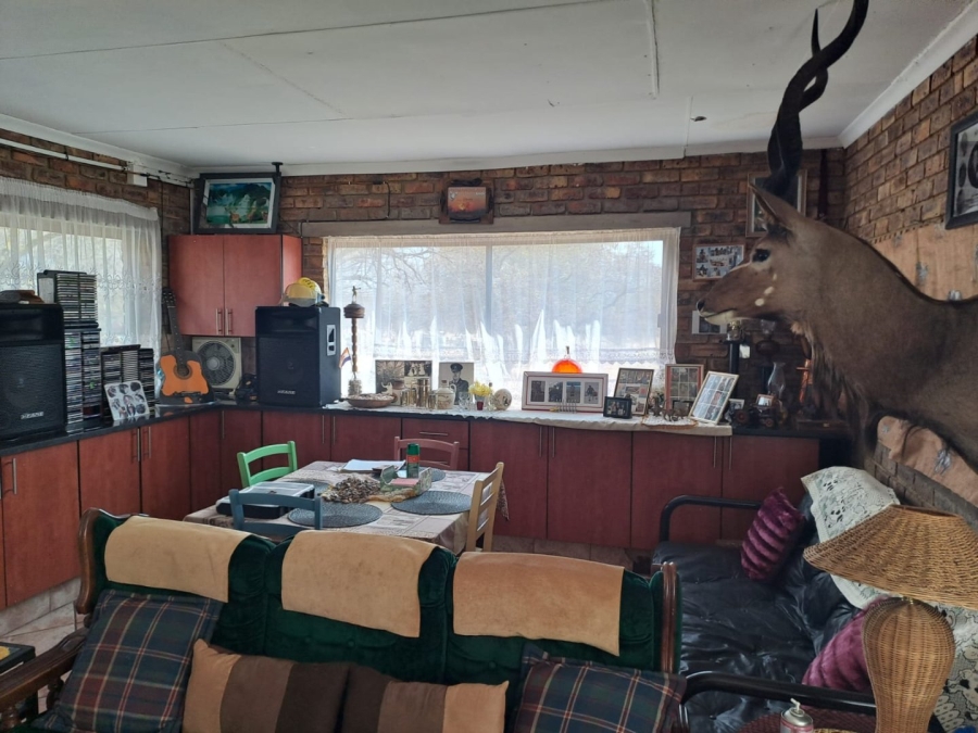 10 Bedroom Property for Sale in Dinokeng Game Reserve Gauteng
