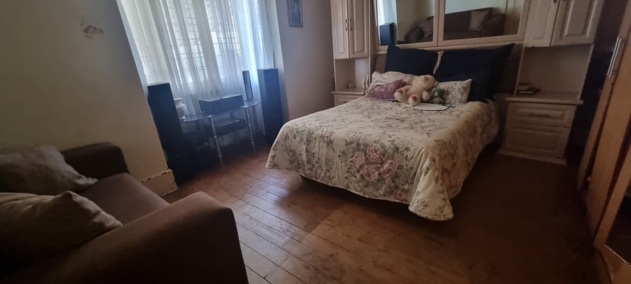 10 Bedroom Property for Sale in Malvern Gauteng