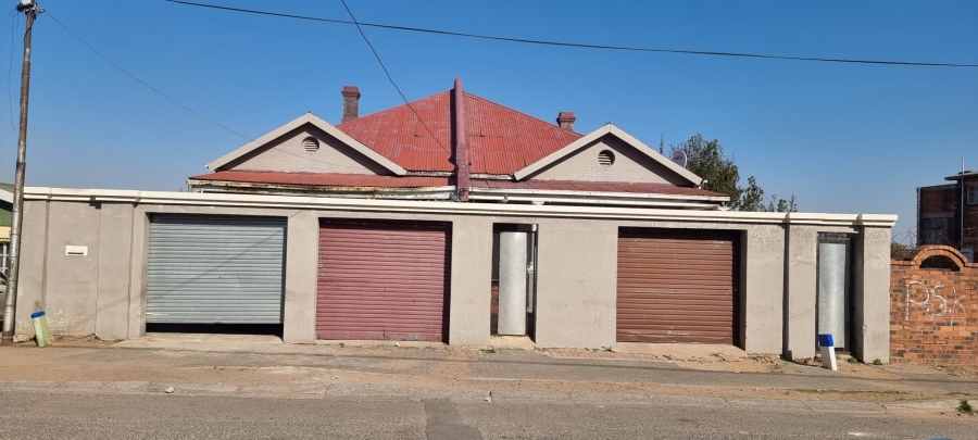 10 Bedroom Property for Sale in Malvern Gauteng