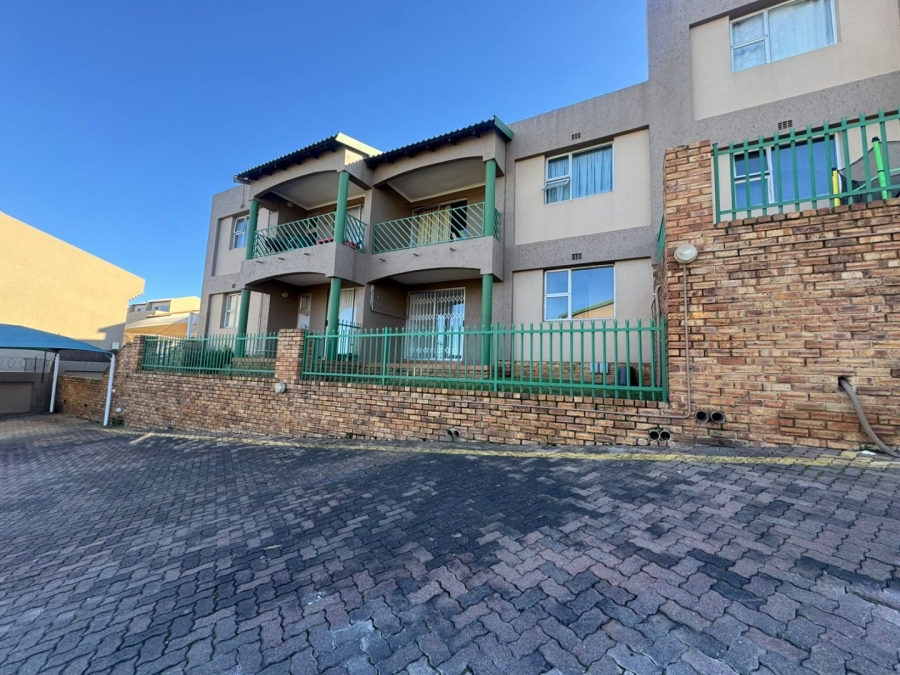 2 Bedroom Property for Sale in Winchester Hills Gauteng