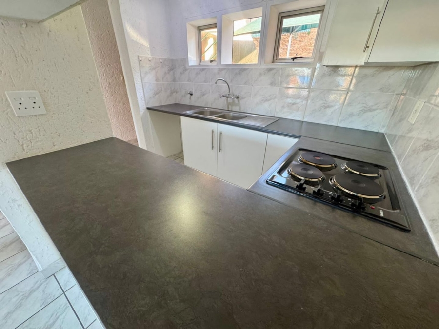 2 Bedroom Property for Sale in Winchester Hills Gauteng