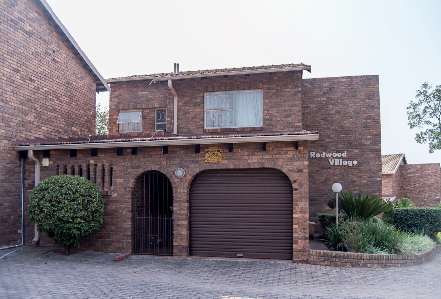 4 Bedroom Property for Sale in Lyndhurst Gauteng