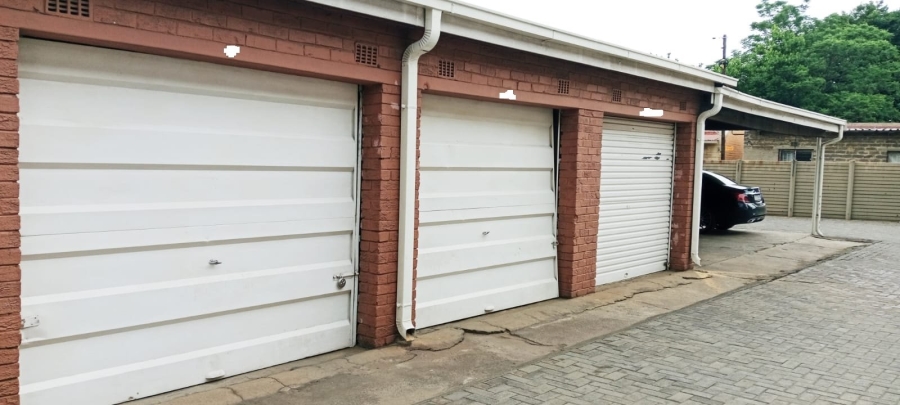 2 Bedroom Property for Sale in Vanderbijlpark CE Gauteng
