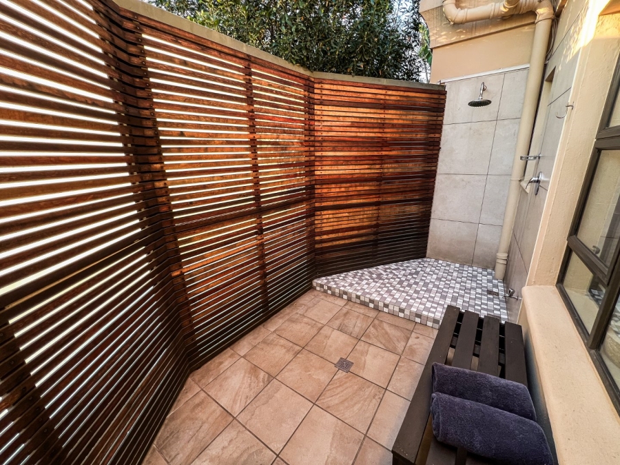 7 Bedroom Property for Sale in Meyersdal Eco Estate Gauteng
