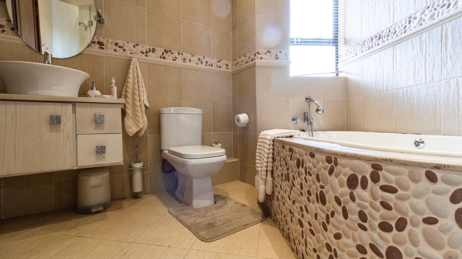 7 Bedroom Property for Sale in Meyersdal Eco Estate Gauteng