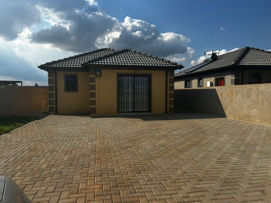 3 Bedroom Property for Sale in Windmill Park Gauteng