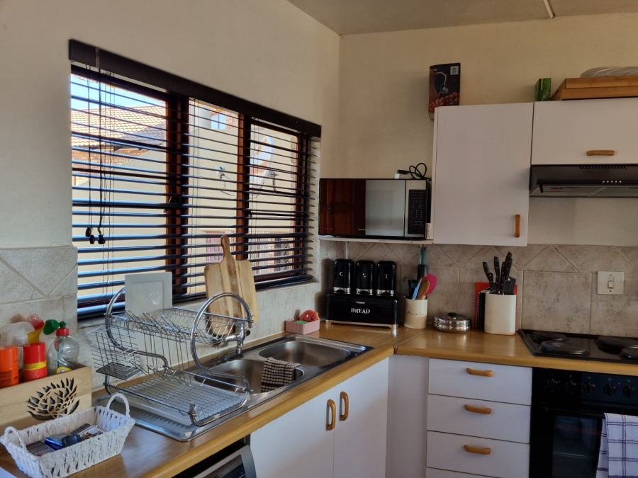 To Let 2 Bedroom Property for Rent in Winchester Hills Gauteng