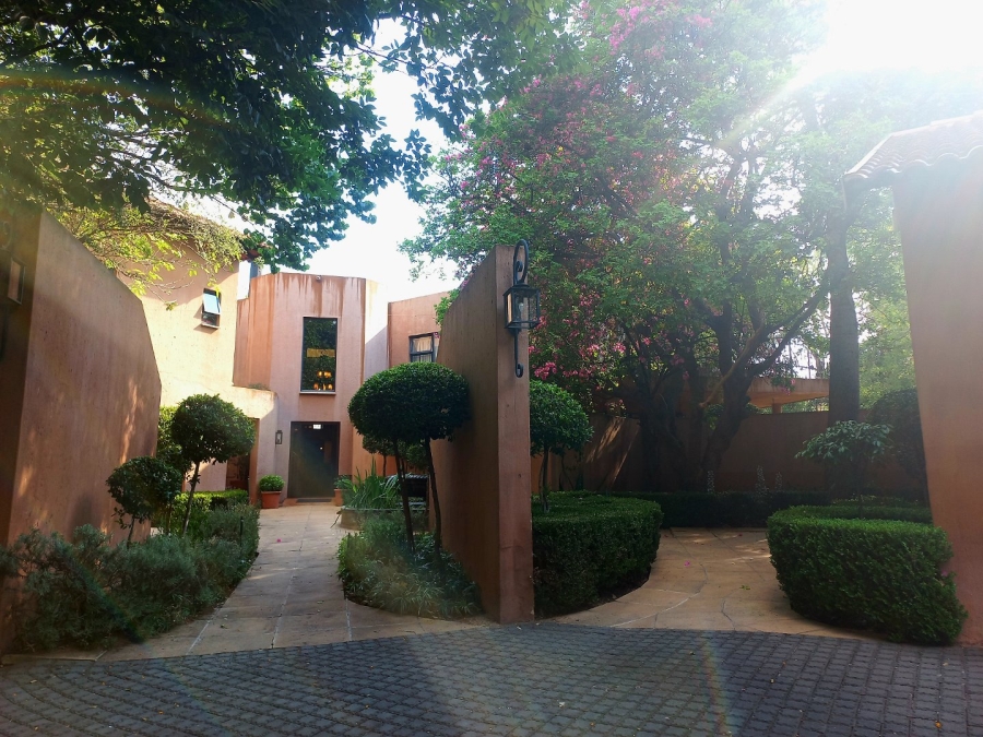  Bedroom Property for Sale in Ferndale Gauteng