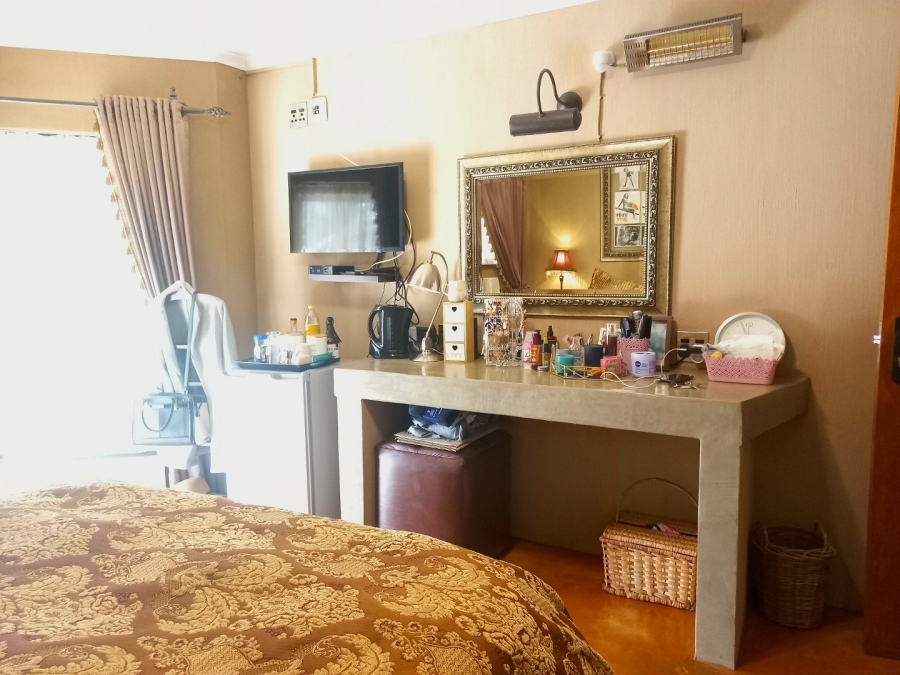 Bedroom Property for Sale in Ferndale Gauteng