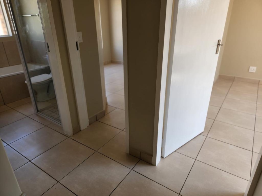 To Let 2 Bedroom Property for Rent in Hazeldean Gauteng
