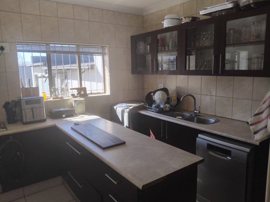 3 Bedroom Property for Sale in Homestead Gauteng