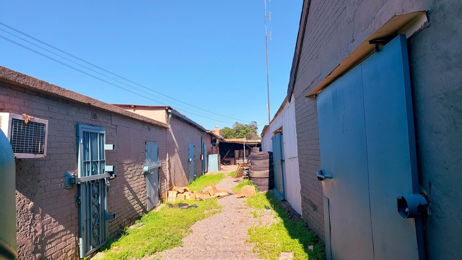  Bedroom Property for Sale in Kenilworth Gauteng