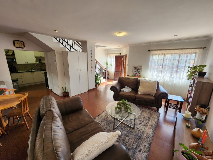 4 Bedroom Property for Sale in Eldoraigne Gauteng