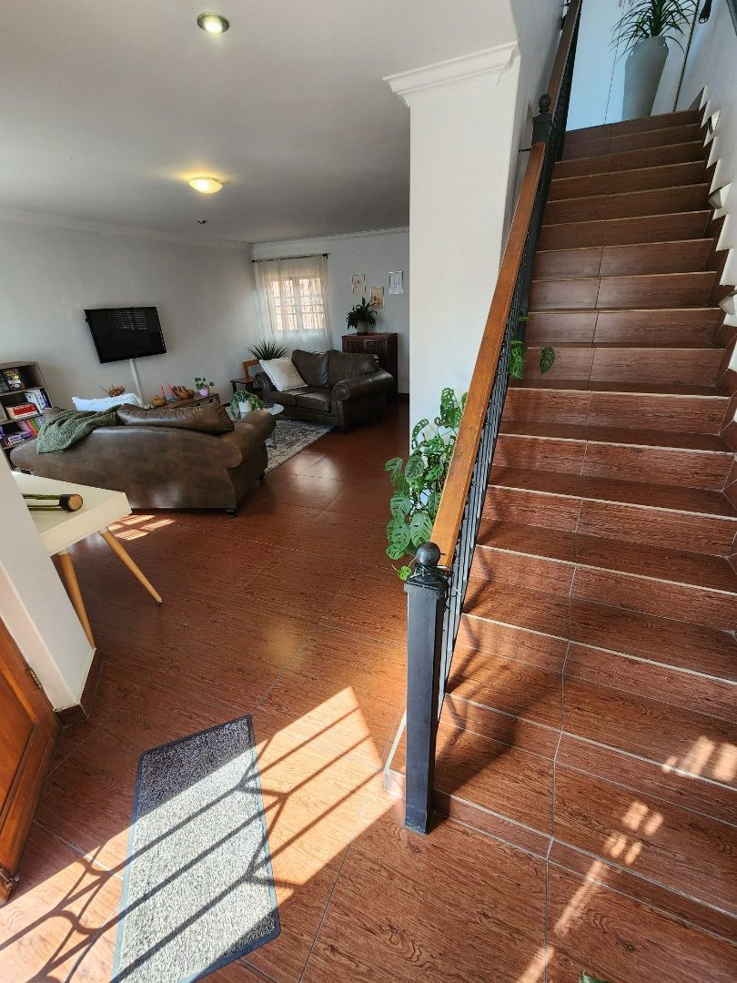 4 Bedroom Property for Sale in Eldoraigne Gauteng