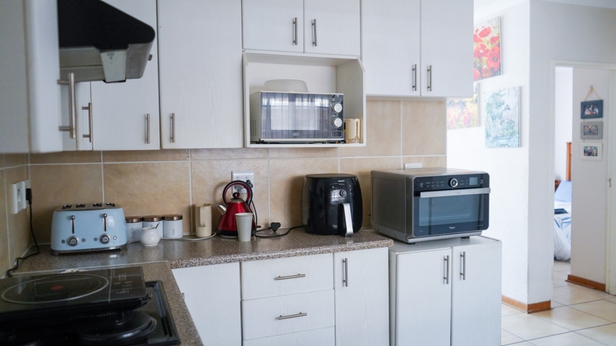 3 Bedroom Property for Sale in Honeydew Grove Gauteng
