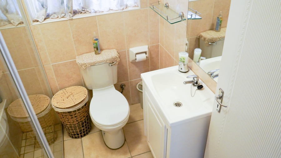 3 Bedroom Property for Sale in Honeydew Grove Gauteng