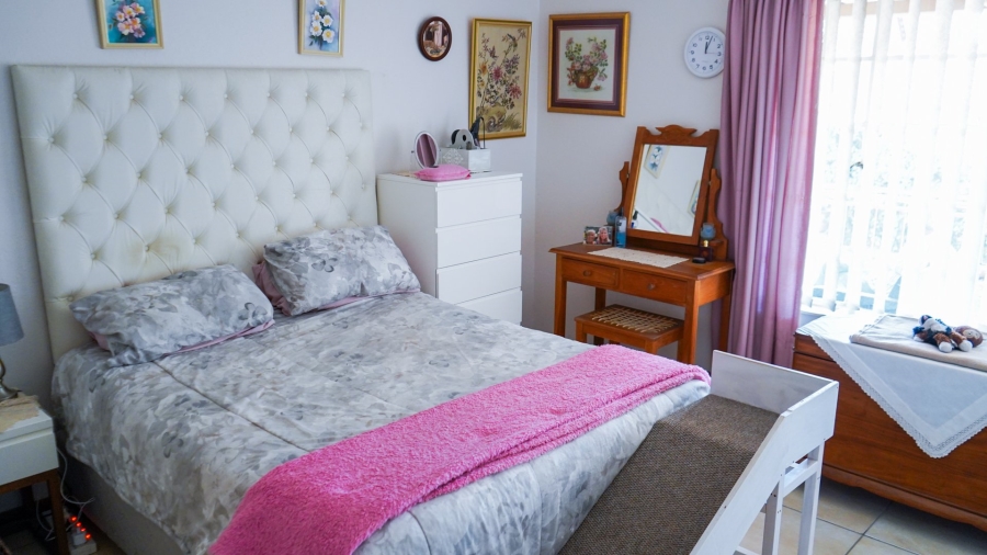 3 Bedroom Property for Sale in Honeydew Grove Gauteng