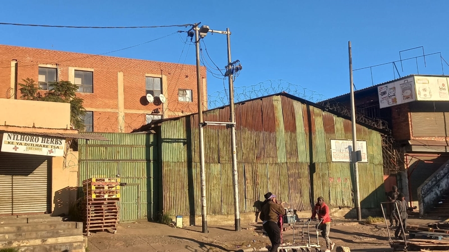  Bedroom Property for Sale in Asiatic Bazaar Gauteng