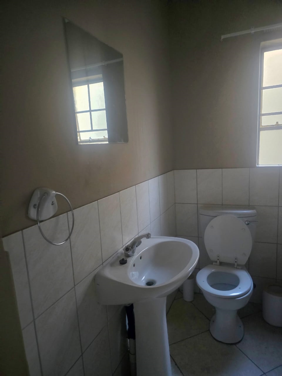 2 Bedroom Property for Sale in Sylviavale Gauteng