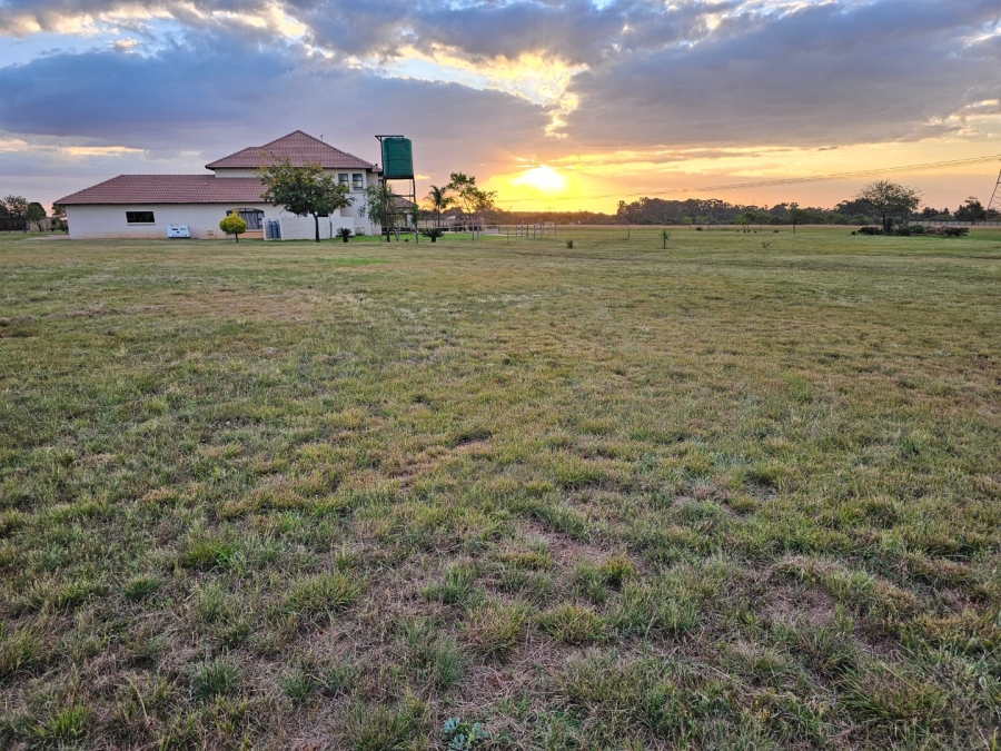 7 Bedroom Property for Sale in Tiegerpoort Gauteng
