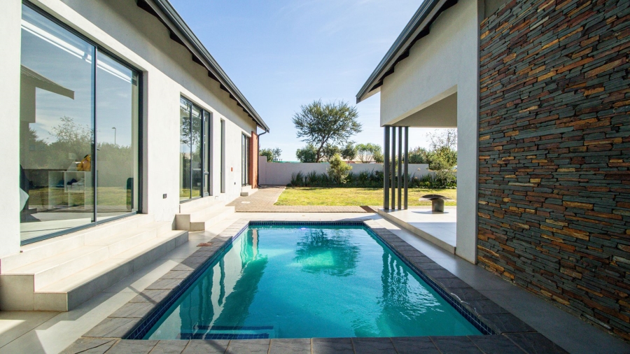 3 Bedroom Property for Sale in Serengeti Lifestyle Estate Gauteng