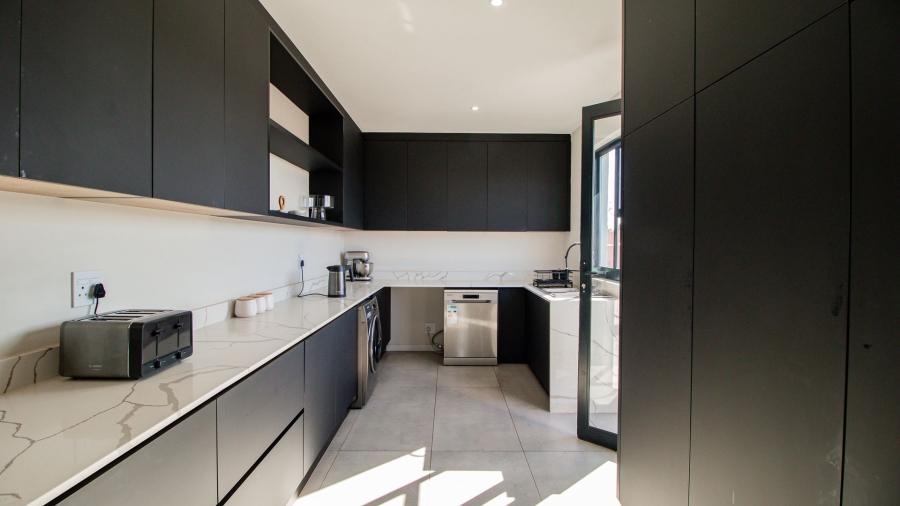 3 Bedroom Property for Sale in Serengeti Lifestyle Estate Gauteng