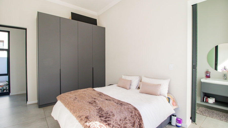 3 Bedroom Property for Sale in Serengeti Lifestyle Estate Gauteng