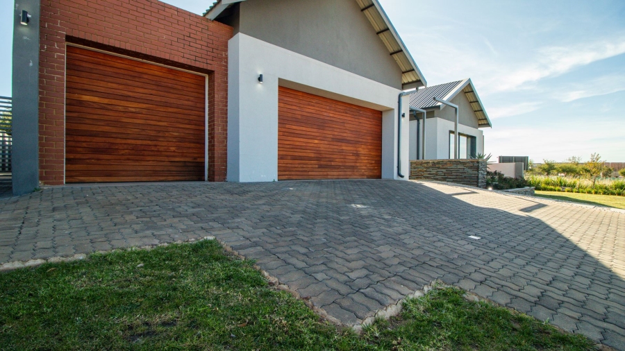 3 Bedroom Property for Sale in Serengeti Lifestyle Estate Gauteng