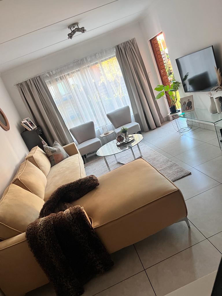 To Let 3 Bedroom Property for Rent in Modderfontein Gauteng