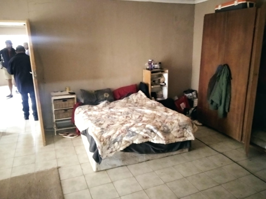 Commercial Property for Sale in Magaliesmoot AH Gauteng