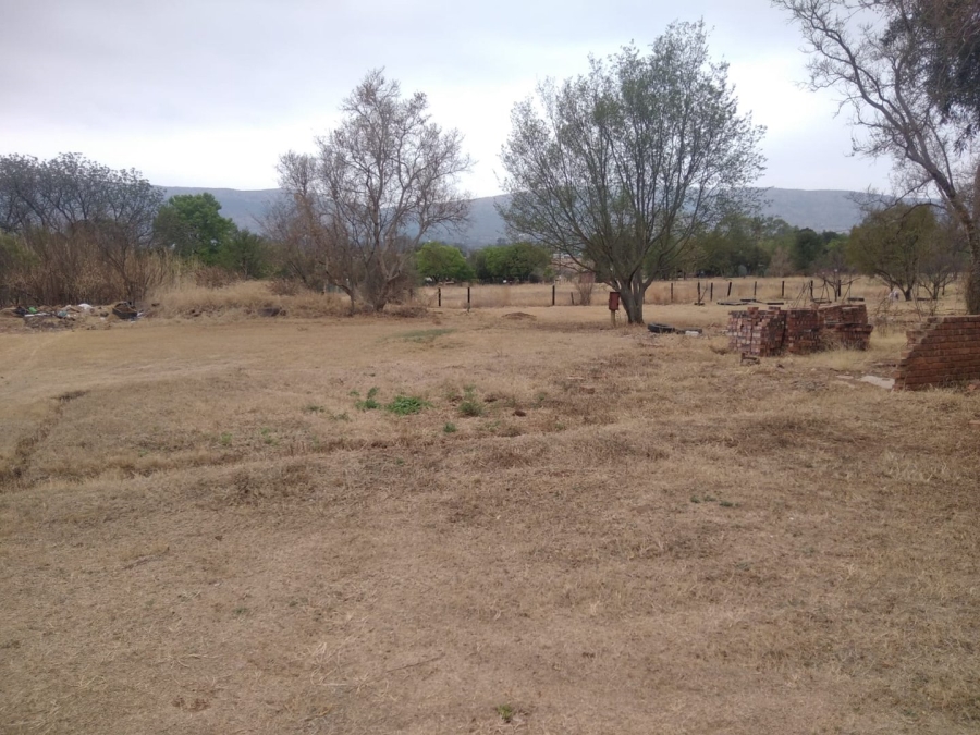 Commercial Property for Sale in Magaliesmoot AH Gauteng