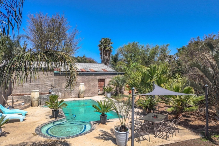 Commercial Property for Sale in Grootvaly AH Gauteng