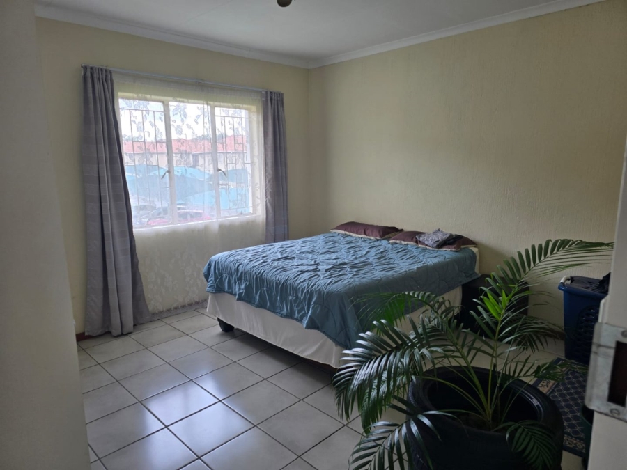 2 Bedroom Property for Sale in Comet Gauteng