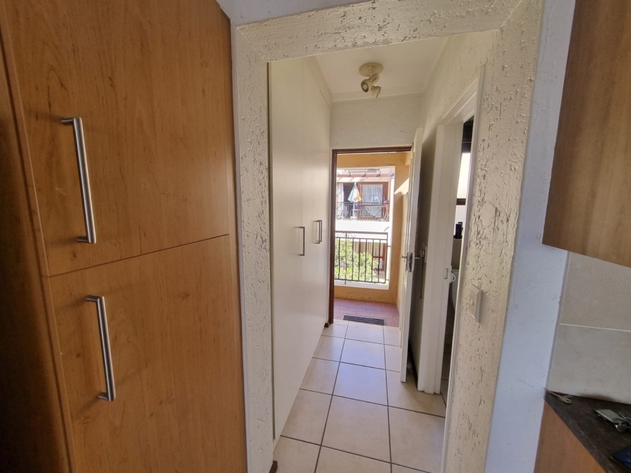 1 Bedroom Property for Sale in Lonehill Gauteng