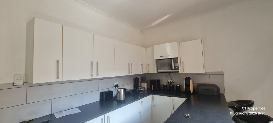 5 Bedroom Property for Sale in Reigerpark Gauteng