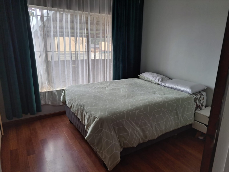 5 Bedroom Property for Sale in Reigerpark Gauteng