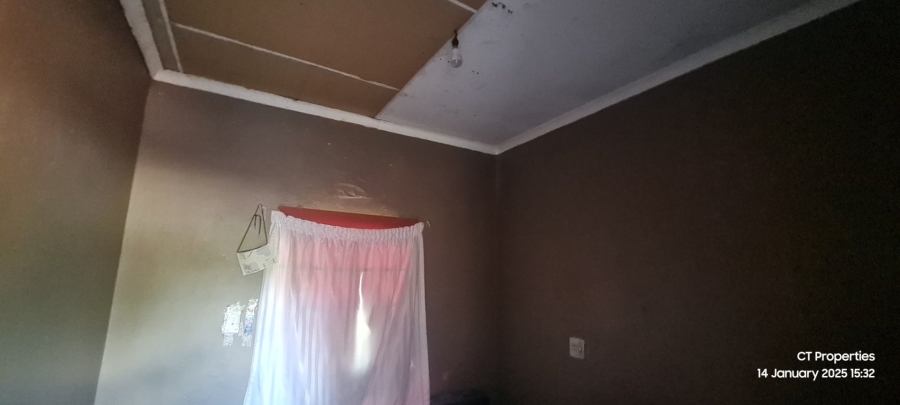 5 Bedroom Property for Sale in Reigerpark Gauteng