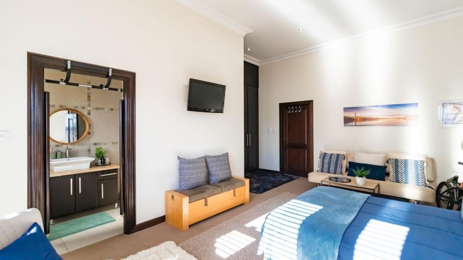 8 Bedroom Property for Sale in Kungwini Country Estate Gauteng