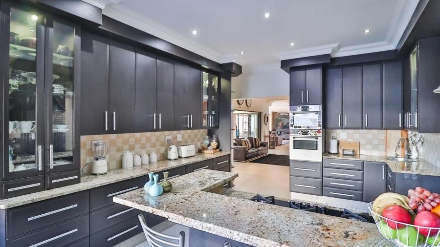 8 Bedroom Property for Sale in Kungwini Country Estate Gauteng