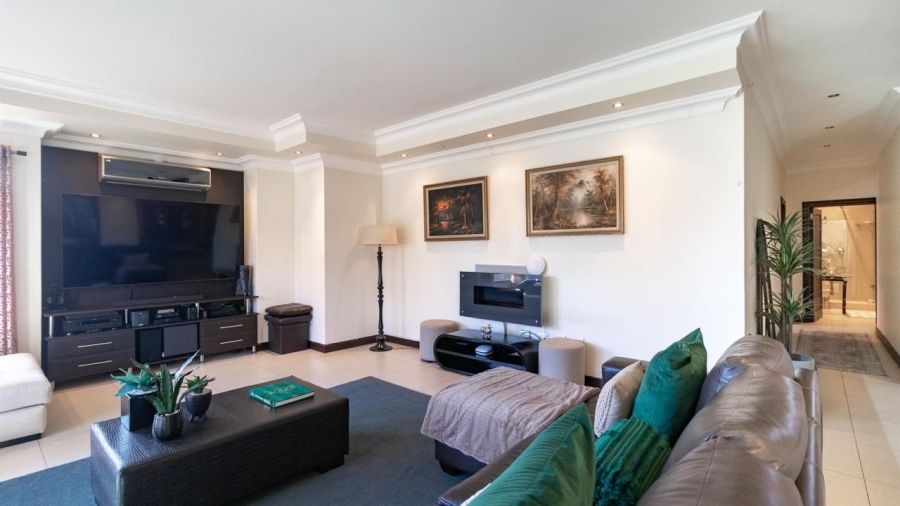 8 Bedroom Property for Sale in Kungwini Country Estate Gauteng