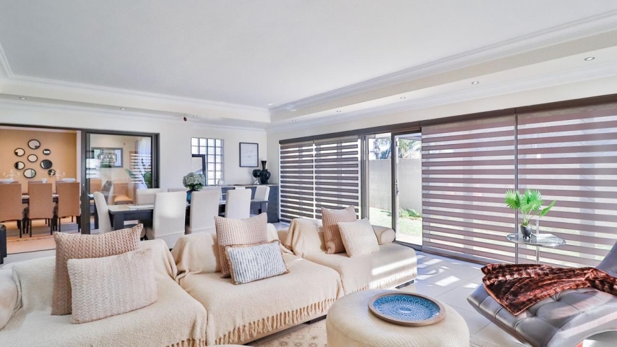 8 Bedroom Property for Sale in Kungwini Country Estate Gauteng