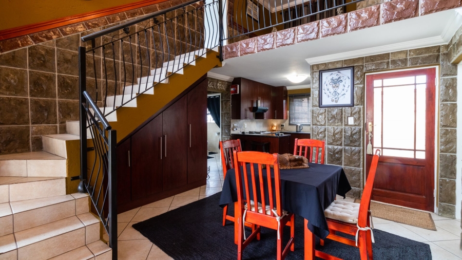 3 Bedroom Property for Sale in Glen Marais Gauteng