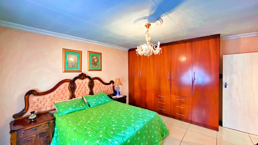 4 Bedroom Property for Sale in Eersterust Gauteng