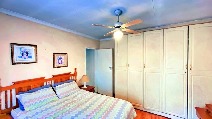 4 Bedroom Property for Sale in Eersterust Gauteng