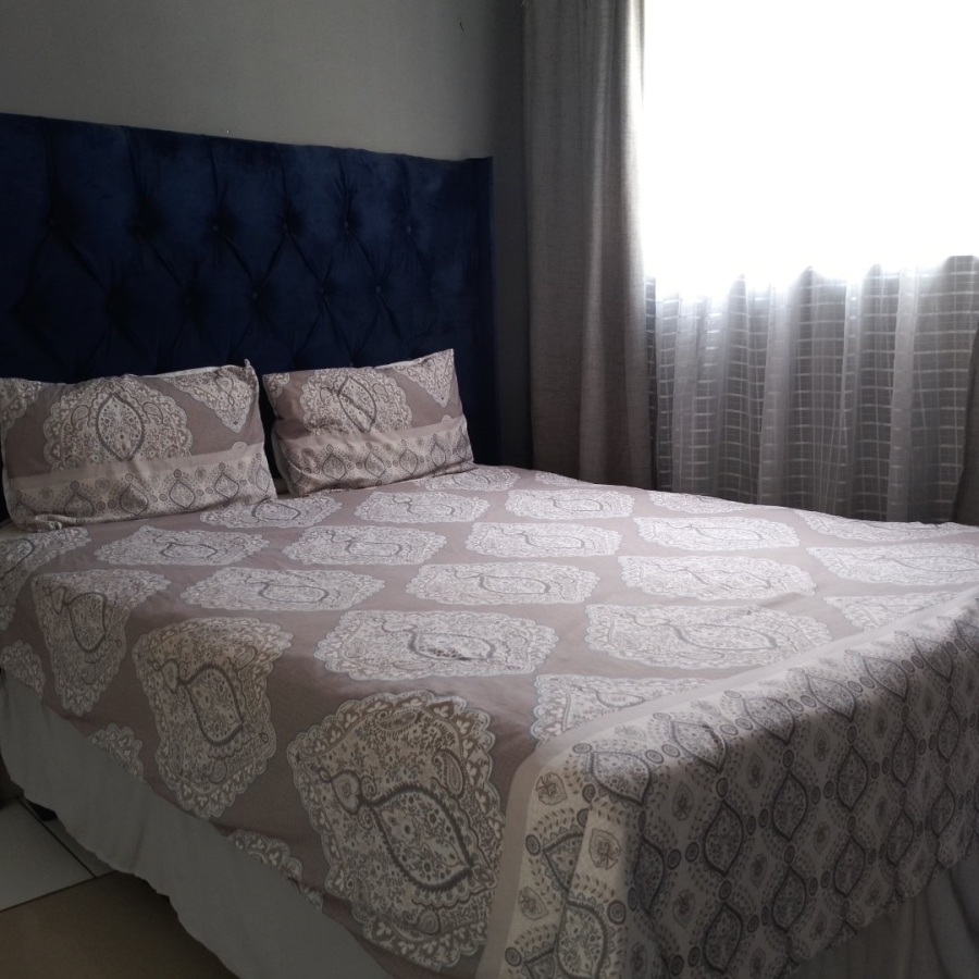 To Let 1 Bedroom Property for Rent in Clayville Gauteng