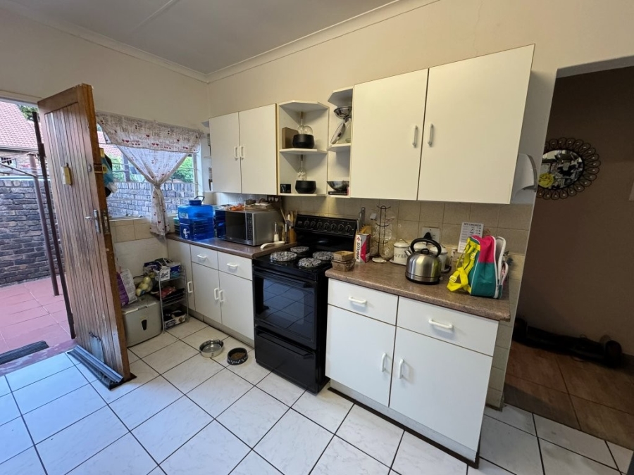 3 Bedroom Property for Sale in Birchleigh North Gauteng