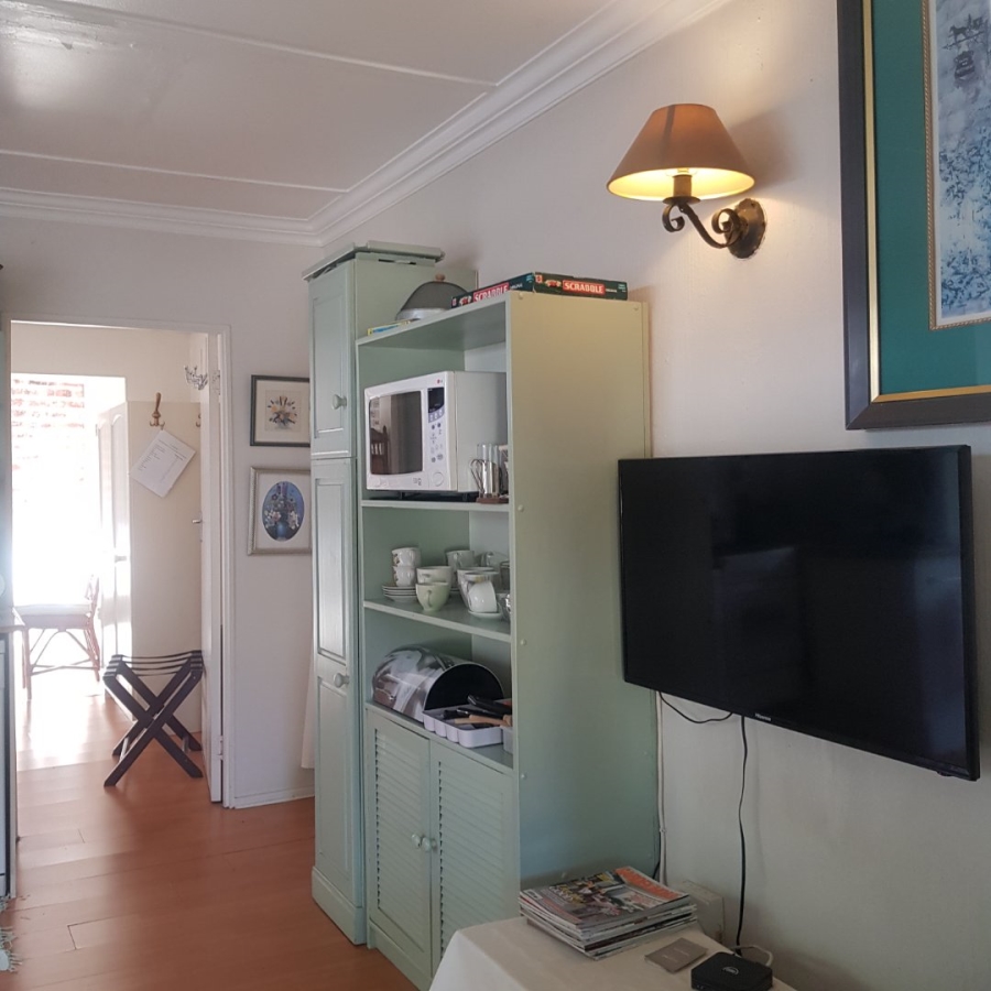 To Let 1 Bedroom Property for Rent in Rosebank Gauteng