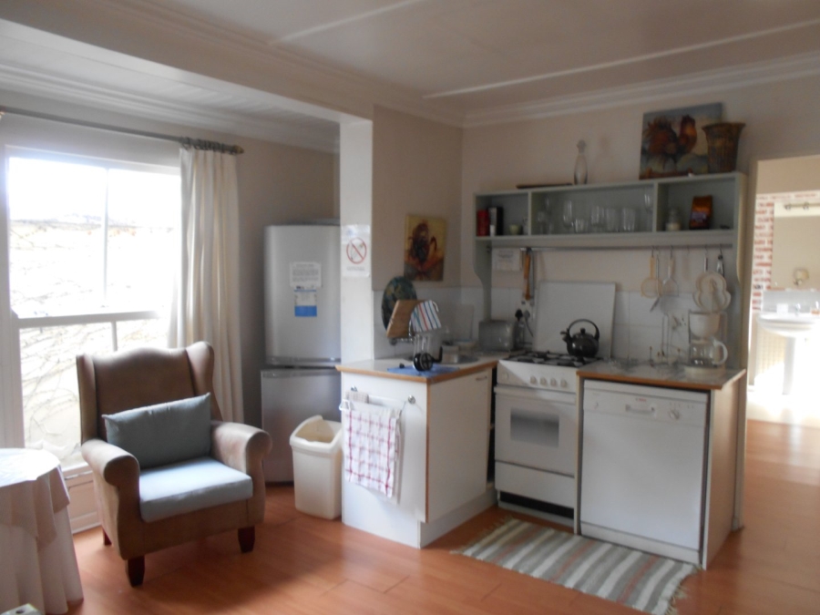 To Let 1 Bedroom Property for Rent in Rosebank Gauteng
