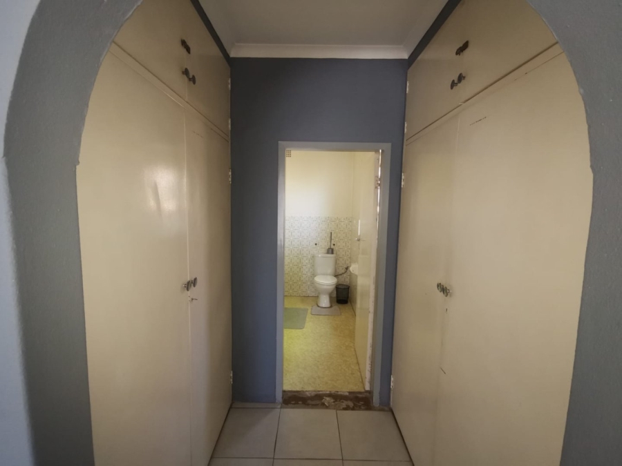 3 Bedroom Property for Sale in Barvallen Gauteng