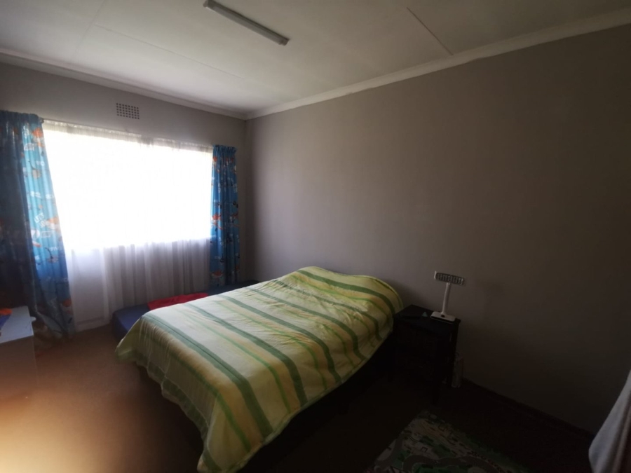 3 Bedroom Property for Sale in Barvallen Gauteng